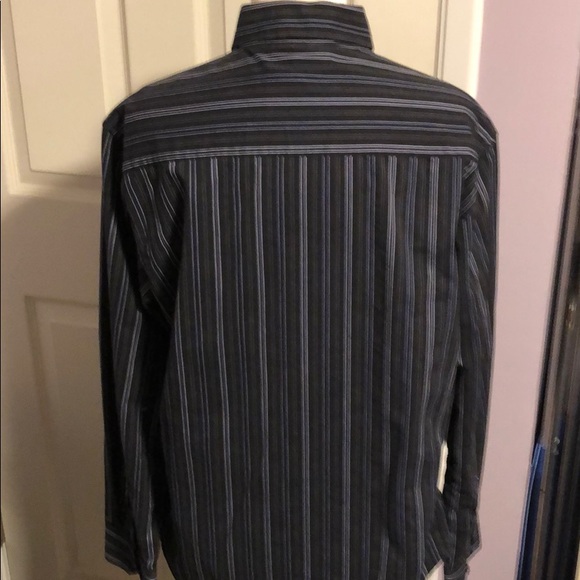 Long sleeve button down - Picture 2 of 3